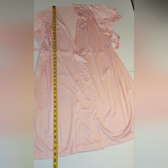 Flair 60s Vintage Nylon Light Pink Robe Knee Length Flutter Sleeves - Picture 10 of 11